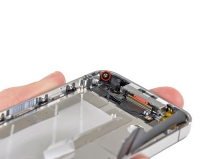 Hogyan cseréljük ki a képernyőn iPhone 4