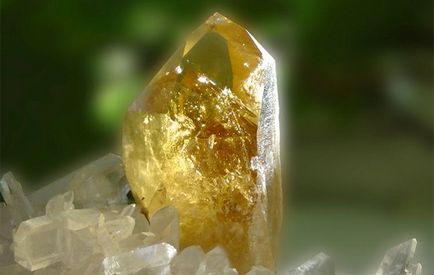 Stone citrine proprietati magice, terapeutice, blog rezemat zeberger