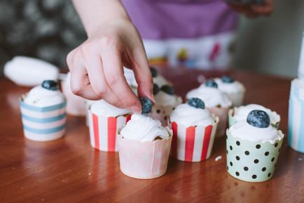 Rețete de cupcake de prajitură simplu și fotografie - casa la care doriți să veniți