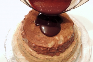 Krepvil - részletes recept fotó (francia palacsinta torta tejszínnel 3 típusú - egyszerű receptet (porított vaníliás cukor) Krepvil - részletes recept fotó (francia palacsinta torta tejszínnel 3 típusú - egyszerű receptek