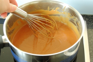 Krepvil - részletes recept fotó (francia palacsinta torta tejszínnel 3 típusú - egyszerű receptet (krém) Krepvil - részletes recept fotó (francia palacsinta torta tejszínnel 3 típusú - egyszerű receptek
