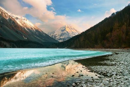 Lacul Kucherlinsky, călător