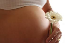 Afumă în timpul sarcinii periclitează copilul