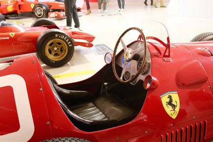 Muzeul Ferrari în moranello, unarussainitalia