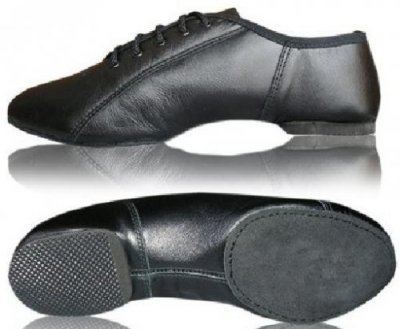 Взуття для танців види (джазовки, кросівки і туфлі), фото