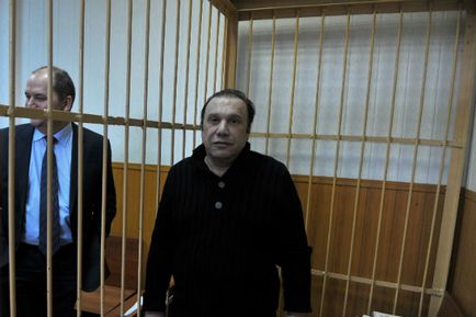 Victor Baturin, eliberat din închisoare, sa dus la o petrecere