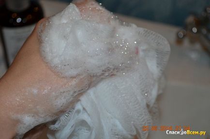 Feedback asupra gelului de duș yves rocher - crin din floarea valei Mai aromă de grădină de vară cu gel de duș