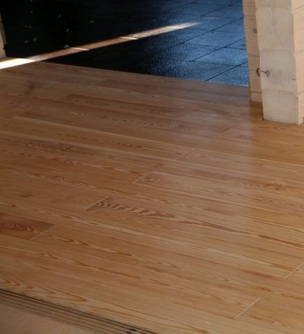 Parchet din lemn de zada - podea excelenta pentru maxmaster