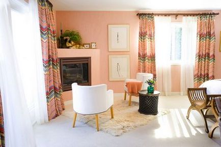 Персиковий колір поєднання в інтер'єрі типової квартири з іншими квітами
