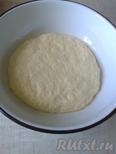Плюшки з сирно-дріжджового тіста - рецепт з фото