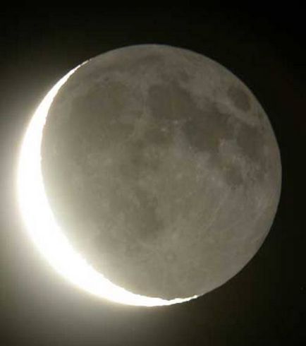 Aproape totul despre Lună - de ce în cer soarele și luna de o mărime