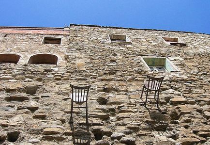 За каталонії галопом і з легендами (Бесалу, вик, Кардона) з фото