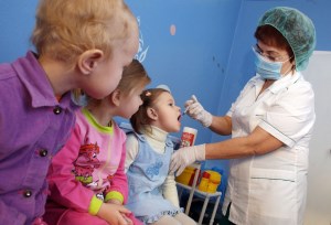 Politica de vaccinare cu vaccinuri precise pentru copii