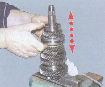 Javítása a másodlagos tengely a sebességváltó egy autó VAZ 2108, VAZ 2109, VAZ 21099
