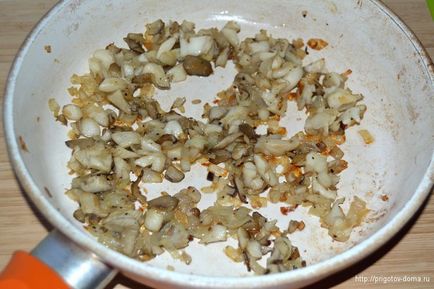 Рецепт - фаршировані макарони під соусом бешамель