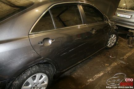 Egyengető ajtók, állványok, csere szárny, festés autók - Toyota Camry, száz meghajtó (rack) Egyengető ajtók, állványok, csere szárny, festés autók - Toyota Camry, száz és meghajtó