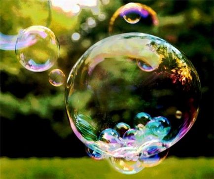 Найбільші мильні бульбашки в світі, цікаві факти