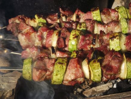 Shish kebab din carne de porc cu vodca - marinata rapida, ne pregatim cu sinceritate