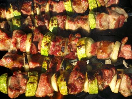 Shish kebab din carne de porc cu vodca - marinata rapida, ne pregatim cu sinceritate