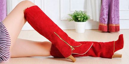 Cizme roșii de vis pentru ceea ce visează cizme roșii într-un vis