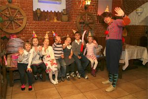 Sfaturi pentru organizarea de petreceri pentru copii într-o cafenea