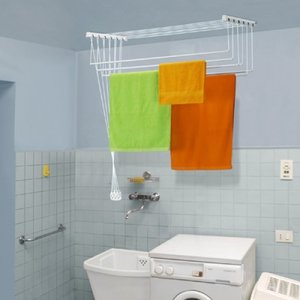 Szárítás a fürdőszobában fali tervez ruhákat