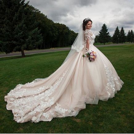 Mireasa salon de nunta - @wedding_dress_kiev - s instagram profil, ink361