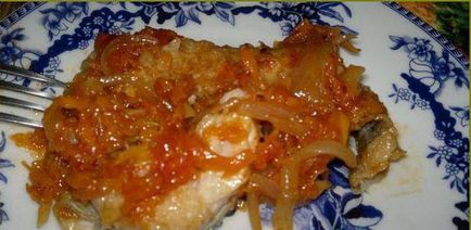Cod hagymát és a sárgarépát a sütőben receptek