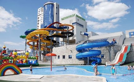 Izgalmas szórakozást a vízi park „Baryonyx” (Kazan)