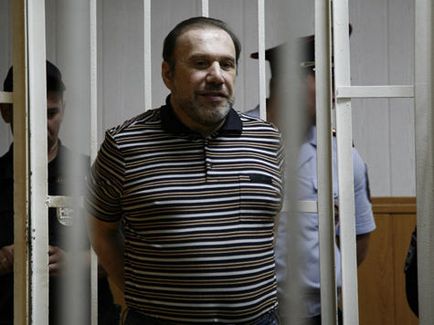 Viktor Baturin ítélték 4 és 5 év a kolónia - politika