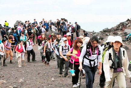 Ascent la Fuji - traseu, program, sfaturi, în mod independent și într-un grup turistic, prețuri