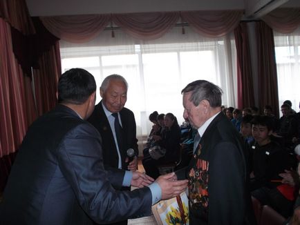 Találkozó veteránok került sor kyrenskoy iskola (kyrenskoy) Találkozó veteránok került sor az iskola kyrenskoy