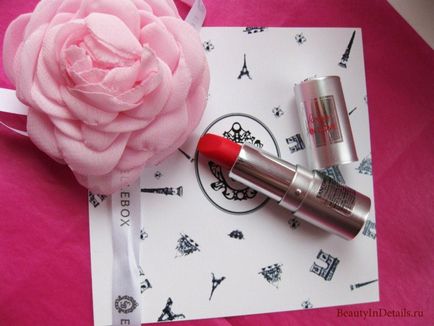 Яскрава помада lancome rouge in love