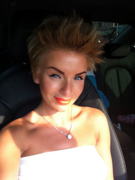 Yulia Volkova a devenit foarte subțire și a devenit blondă (foto)