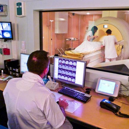Miért egy MRI kontraszt amely kontrasztanyagok, azaz a dinamikus kontraszt fokozása (kontraszt) Miért egy MRI kontraszt amely kontrasztanyagok, azaz a dinamikus kontraszt fokozó