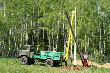 Vasbeton oszlopok vibrált bizonyos termékekre