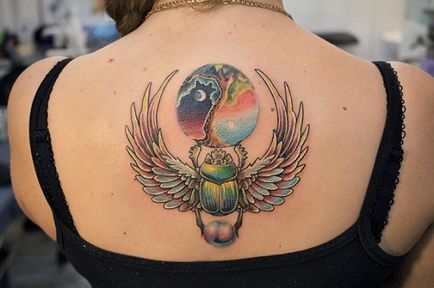 Tatuajul Scarab Beetle este un tatuaj popular din antichitate