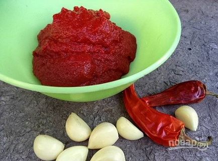 Adjika din pasta de tomate - rețetă pas cu pas cu fotografie