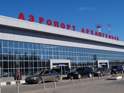 Aeroportul Arkhangelsk (Talagi), tabloul de bord online, cum să ajungeți acolo, taxi, parcare și hoteluri lângă