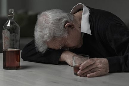 Алкоголізм в літньому віці особливості залежно старого людини