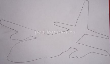 Aplicarea avionului în grupul de mijloc de șabloane din hârtie colorată și variante de meșteșuguri pe 23 februarie