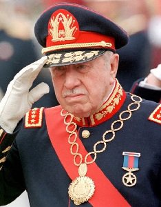 Augusto Pinochet - biografii ale unor oameni celebri, fotografie