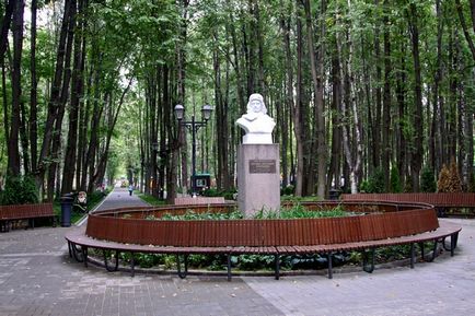 Babushkinskiy парк за отдих снимка, адрес, посоки