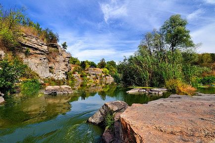 Butskiy Canyon, articol