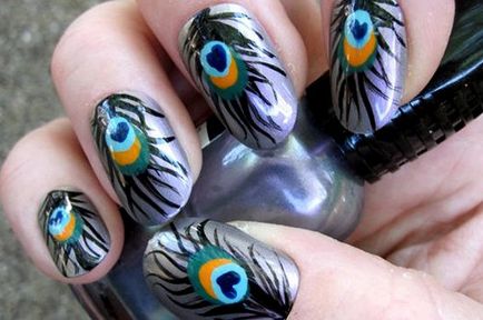 Nail Design - Паун Feather, красиви нокти - допълнение към вашия имидж