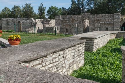 Orașul Dovmont - Pskov pompeii