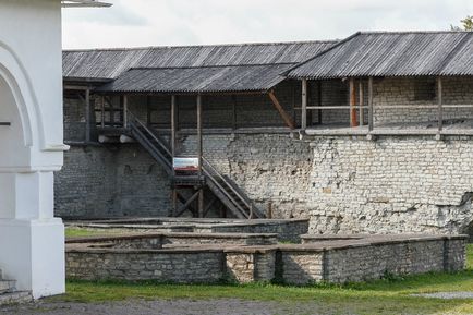 Orașul Dovmont - Pskov pompeii