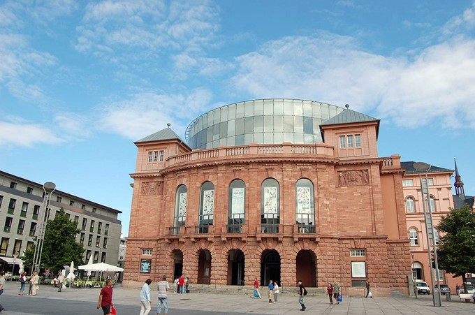 Excursie la Mainz - un patrimoniu cultural pe care îl puteți vizita - monumente, muzee, temple, palate și teatre