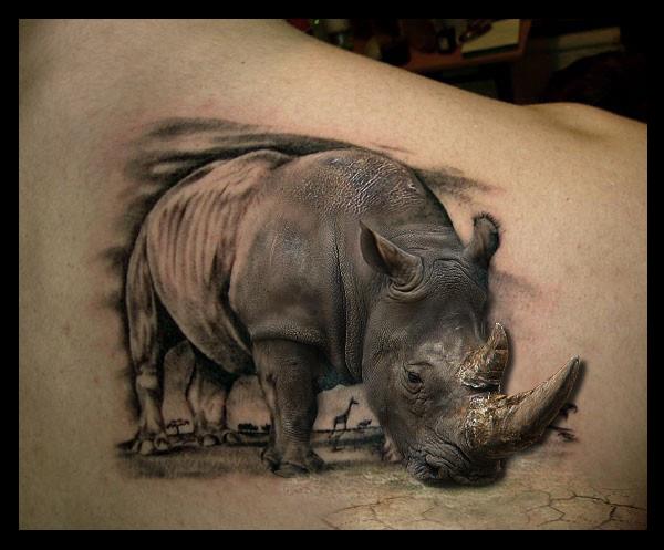 Fotografie și semnificația unui tatuaj rinocer