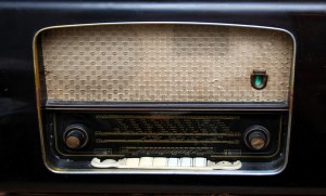A hang a szellem a rádió médiumokat csata